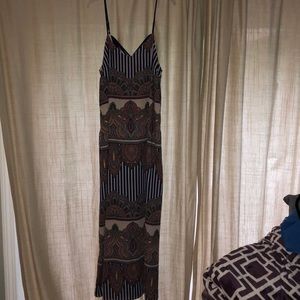 Beautiful dress with gorgeous back and design